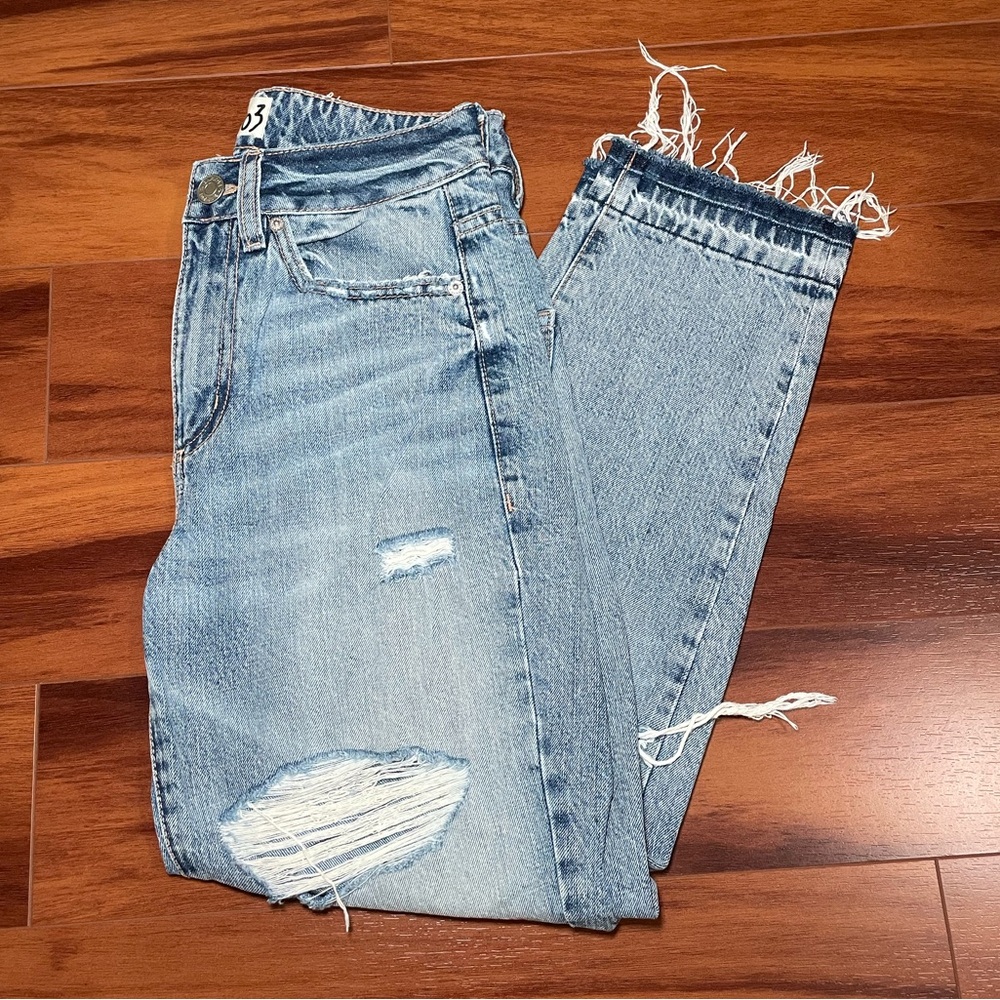 Garage Distressed Mom Jean